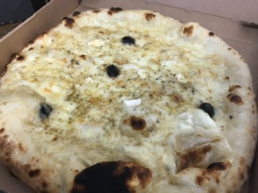 La Maya: Chèvre miel 12€ La Maya: Chèvre miel 12€